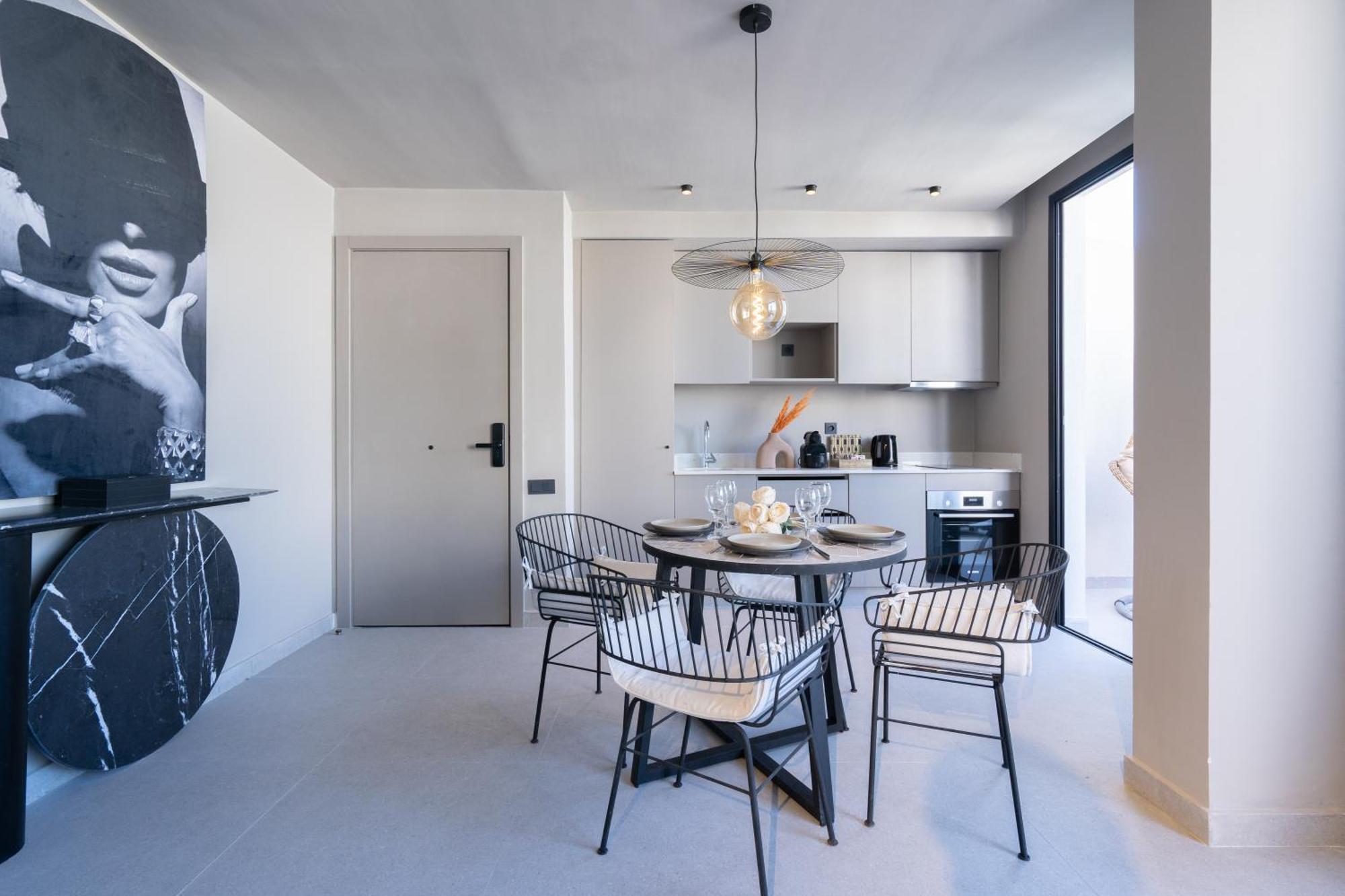 Twenty Six Anfa Luxury Residence By Shortstaycasa-Central-Parking Casablanca Exterior photo