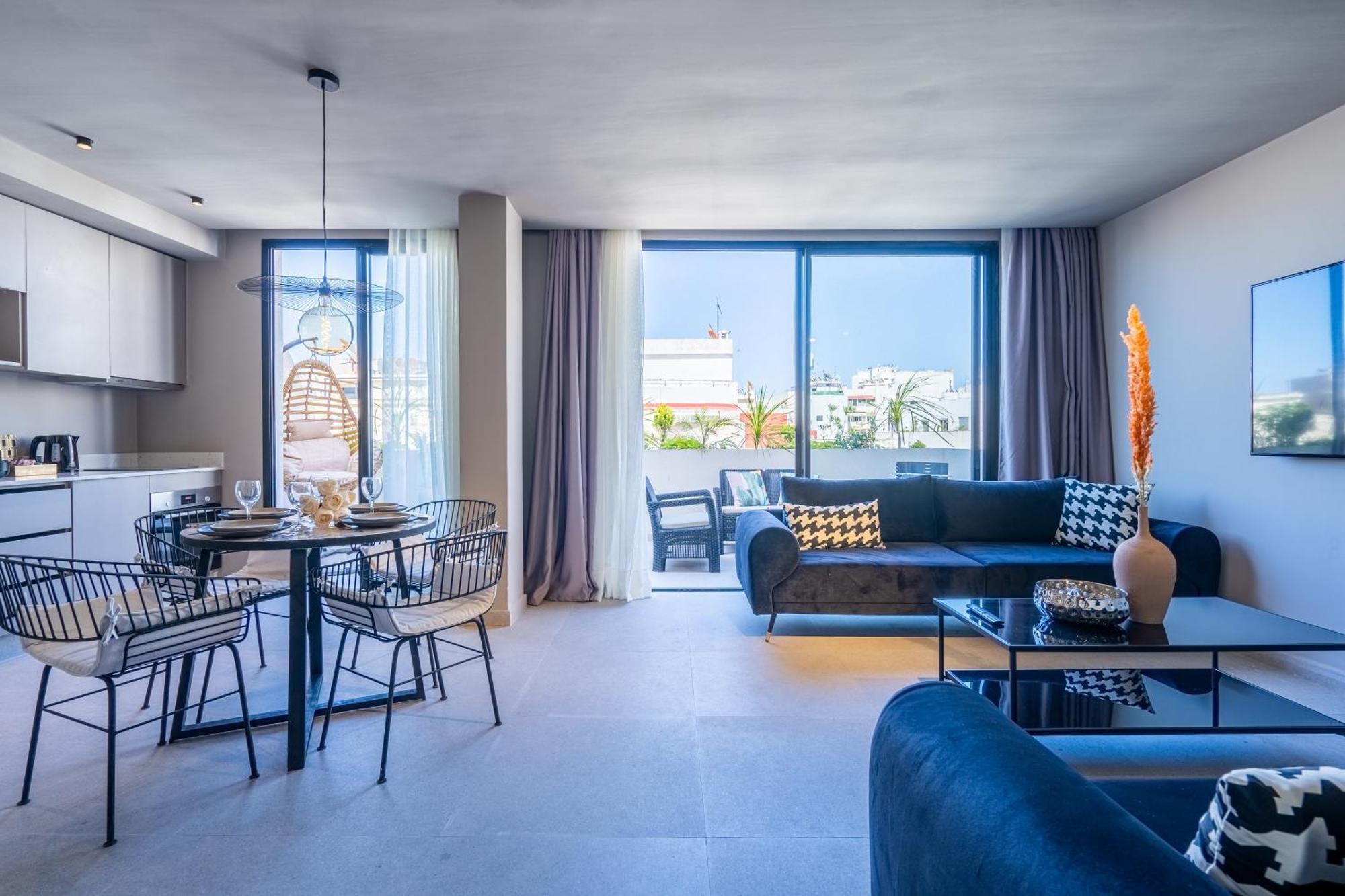 Twenty Six Anfa Luxury Residence By Shortstaycasa-Central-Parking Casablanca Exterior photo