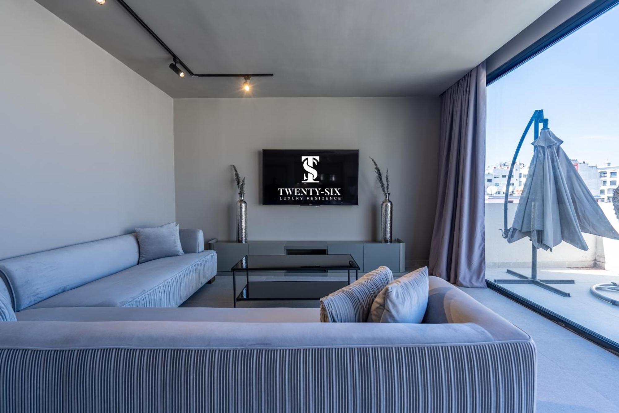 Twenty Six Anfa Luxury Residence By Shortstaycasa-Central-Parking Casablanca Exterior photo